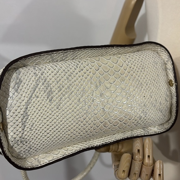 Vintage Guess Shoulder Purse/Tote - Picture 10 of 10